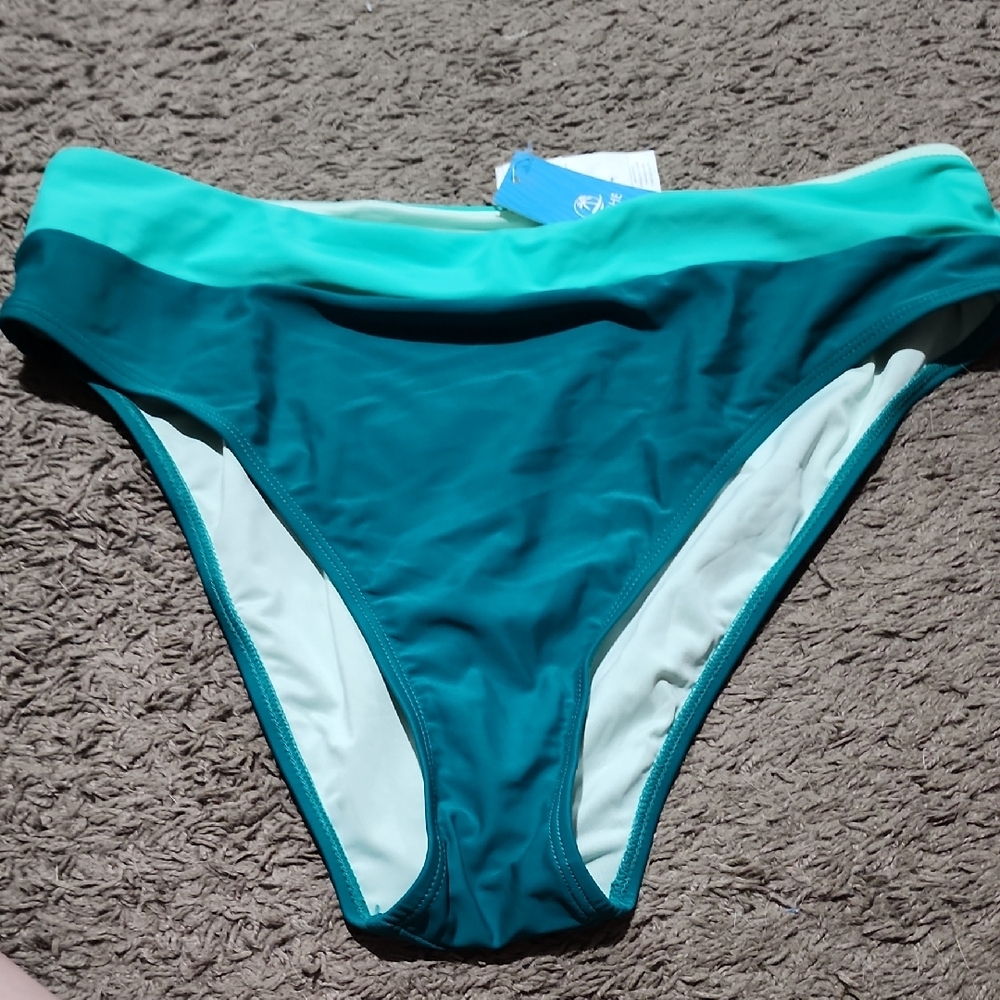 Cupshe swim bottom